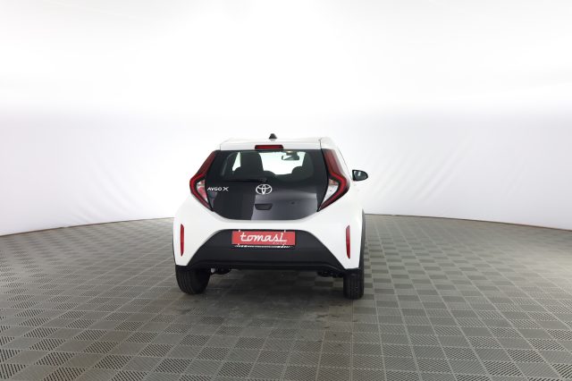 TOYOTA Aygo X usata 4