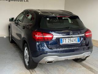 MERCEDES-BENZ GLA 200 usata, con Chiusura centralizzata