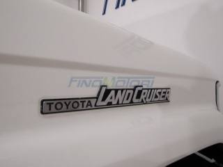 TOYOTA Land Cruiser usata 14