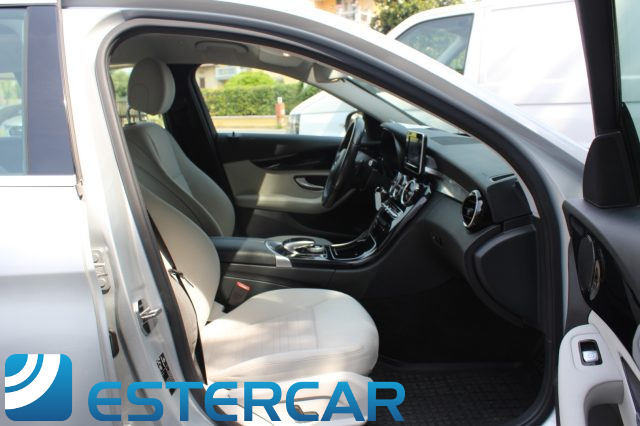 MERCEDES-BENZ C 220 usata, con Cronologia tagliandi