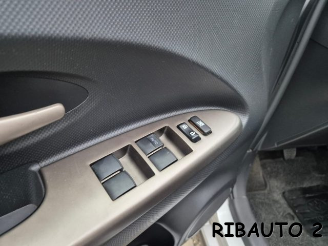 TOYOTA Urban Cruiser usata, con USB