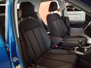 VOLKSWAGEN T-Roc usata, con Sedile posteriore sdoppiato