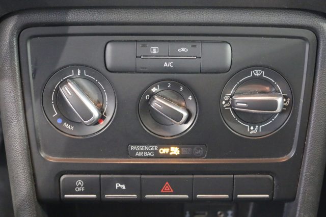 VOLKSWAGEN Maggiolino usata, con Touch screen