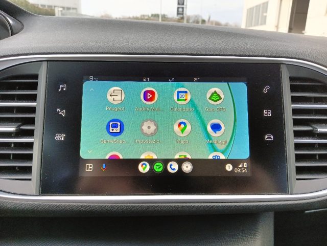 PEUGEOT 308 usata, con USB