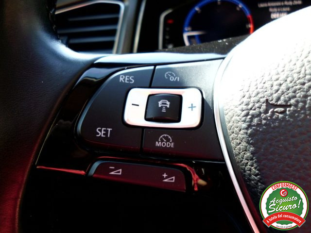 VOLKSWAGEN T-Roc usata, con Touch screen