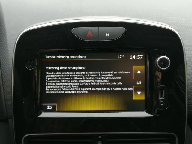 RENAULT Clio usata, con Touch screen