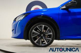 PEUGEOT 208 usata, con Volante in pelle