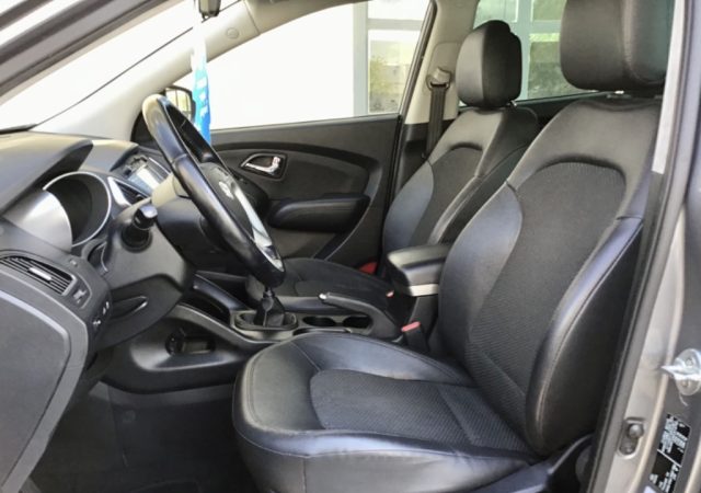 HYUNDAI iX35 usata, con Alzacristalli elettrici