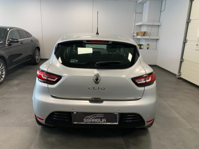 RENAULT Clio usata, con Bluetooth