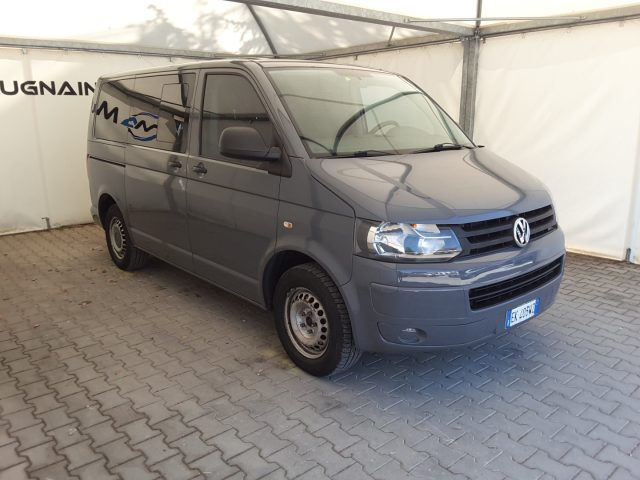 VOLKSWAGEN Caravelle usata, con Airbag