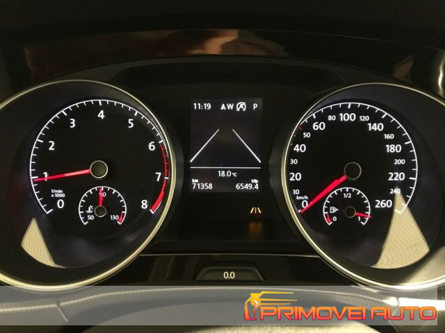 VOLKSWAGEN Touran usata 21