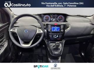 LANCIA Ypsilon usata, con Fendinebbia