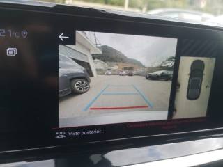PEUGEOT 2008 usata, con Sistema di navigazione