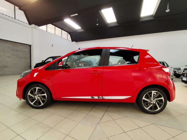 TOYOTA Yaris usata, con Airbag testa