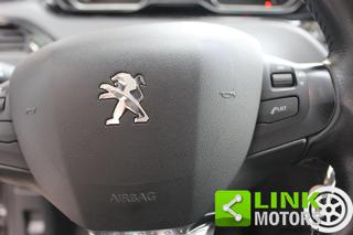 PEUGEOT 208 usata, con Luci diurne LED