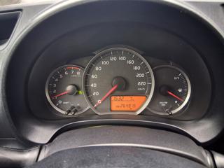 TOYOTA Yaris usata 26