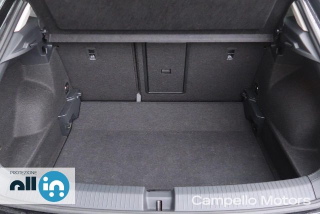 VOLKSWAGEN T-Roc usata 15