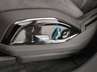 LOTUS Eletre usata, con Volante in pelle