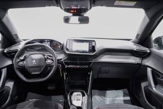 PEUGEOT 2008 usata, con Sensore di pioggia