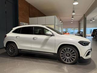 MERCEDES-BENZ GLA 200 usata, con Alzacristalli elettrici