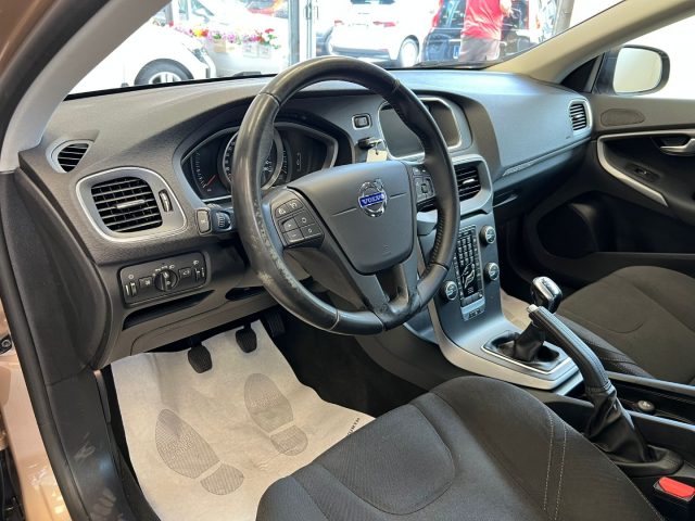VOLVO V40 usata, con Controllo automatico clima
