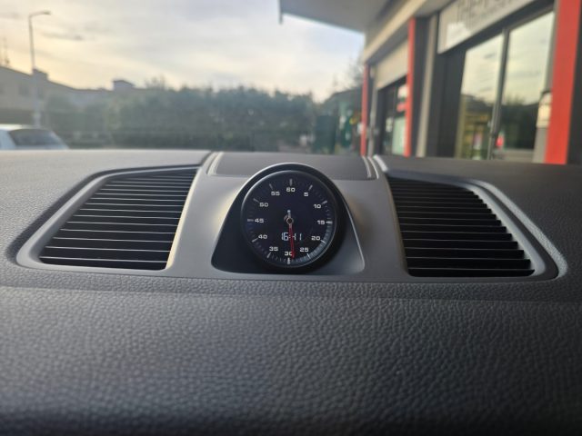 PORSCHE Cayenne usata, con Sensore di luce