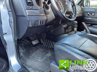 MITSUBISHI Pajero usata, con Controllo automatico clima