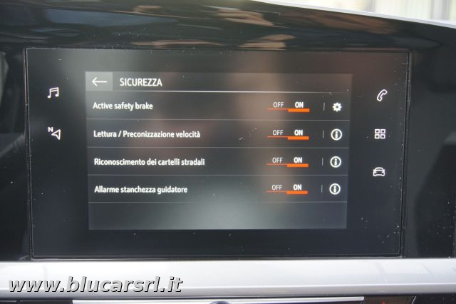 OPEL Mokka usata, con Bracciolo