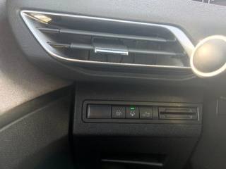 PEUGEOT 3008 usata, con Sedili sportivi