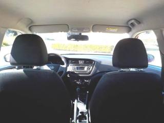 HYUNDAI i20 usata 42