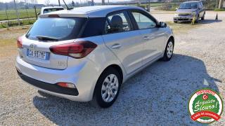 HYUNDAI i20 usata, con Airbag