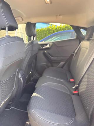 FORD Puma usata, con USB