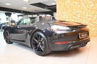 PORSCHE 718 Spyder usata 212