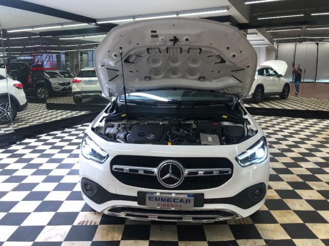 MERCEDES-BENZ GLA 200 usata, con Frenata d