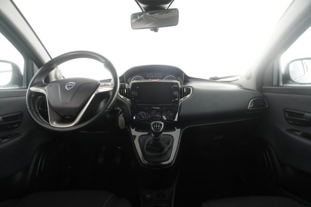 LANCIA Ypsilon usata 10
