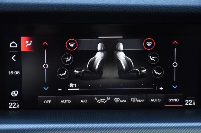 ALFA ROMEO Stelvio usata, con Volante multifunzione