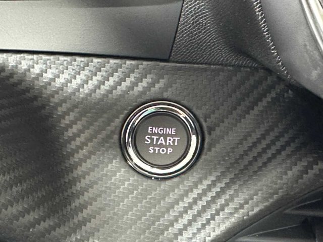 PEUGEOT 2008 usata, con Airbag testa