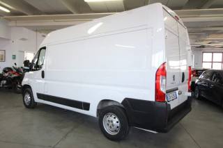 PEUGEOT Boxer usata, con Autoradio