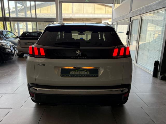 PEUGEOT 3008 usata, con Autoradio