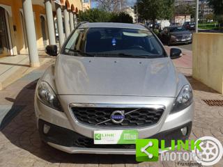 VOLVO V40 Cross Country usata, con Airbag