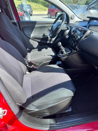 LANCIA Ypsilon usata, con Autoradio