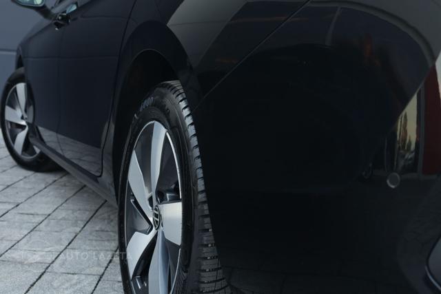 VOLKSWAGEN Passat usata, con Specchietti laterali elettrici