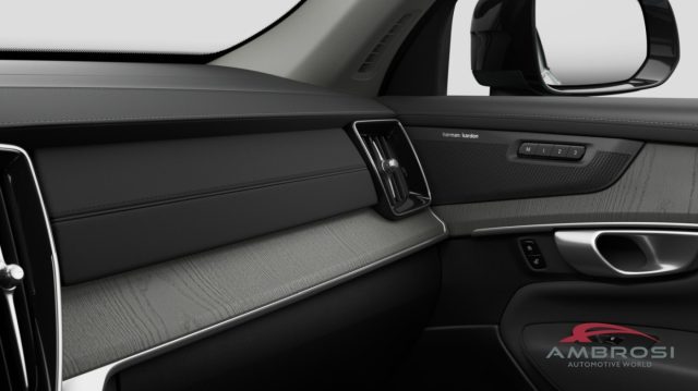 VOLVO XC90 usata 13