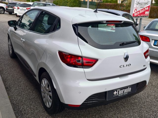 RENAULT Clio usata, con Alzacristalli elettrici