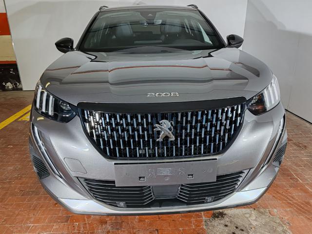 PEUGEOT 2008 usata, con Airbag
