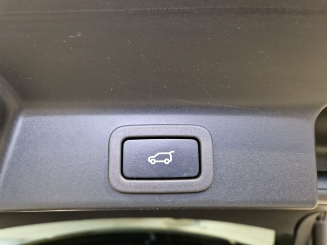 JAGUAR F-Pace usata, con Sistema di navigazione