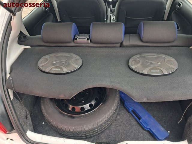 PEUGEOT 206 usata, con Boardcomputer