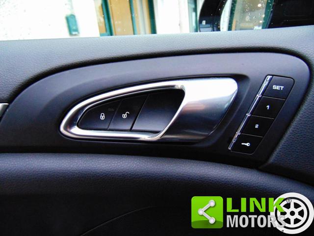 PORSCHE Cayenne usata, con Lettore CD