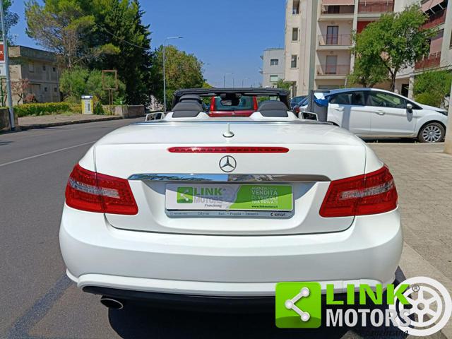 MERCEDES-BENZ E 220 usata 55