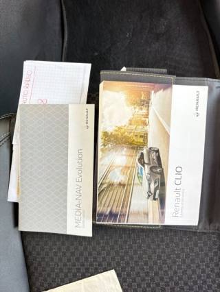 RENAULT Clio usata, con Autoradio digitale